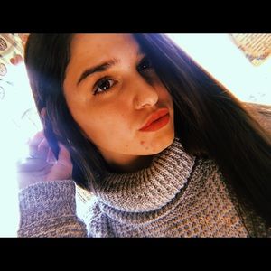 Meet your Posher, Abby